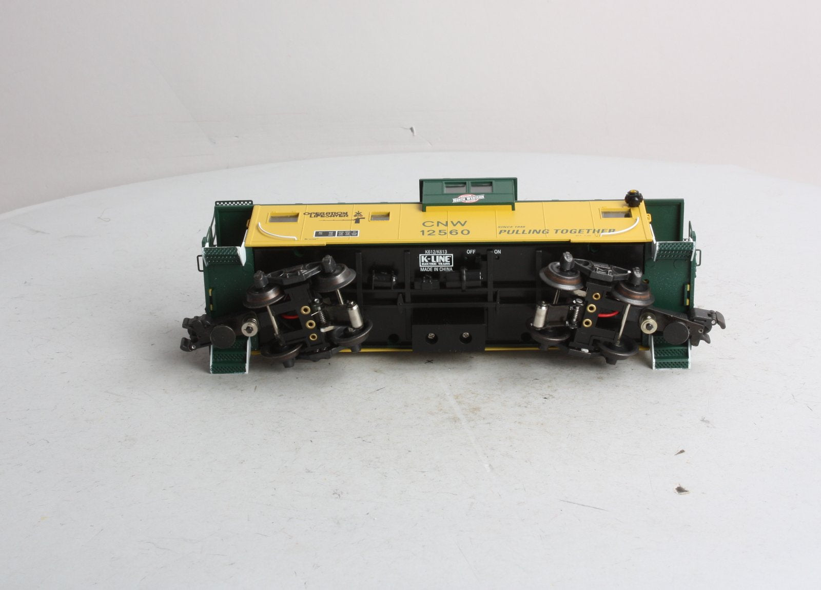 K-Line K613-1311 O Gauge Chicago & North Western Extended Vision Caboose #12560 LN/Box