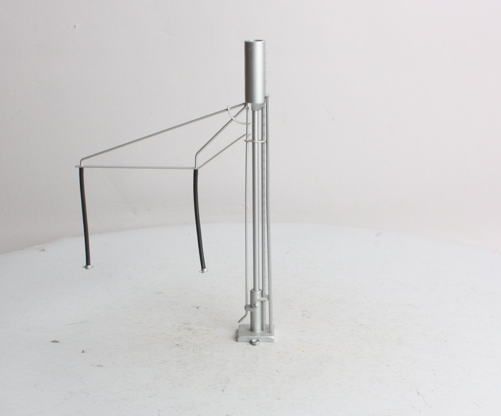 MTH 30-11040 O Scale Sanding Tower Steel & Die Cast Metal LN/Box