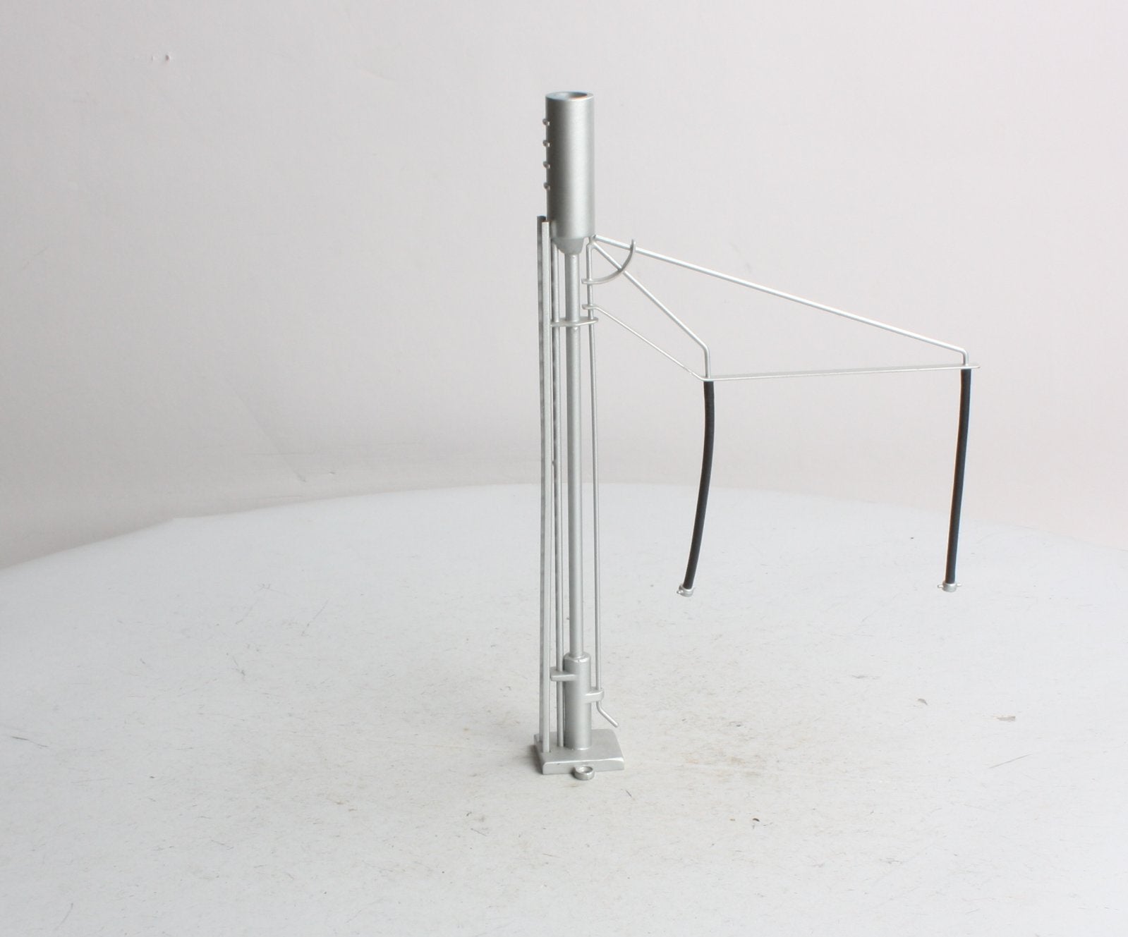 MTH 30-11040 O Scale Sanding Tower Steel & Die Cast Metal LN/Box
