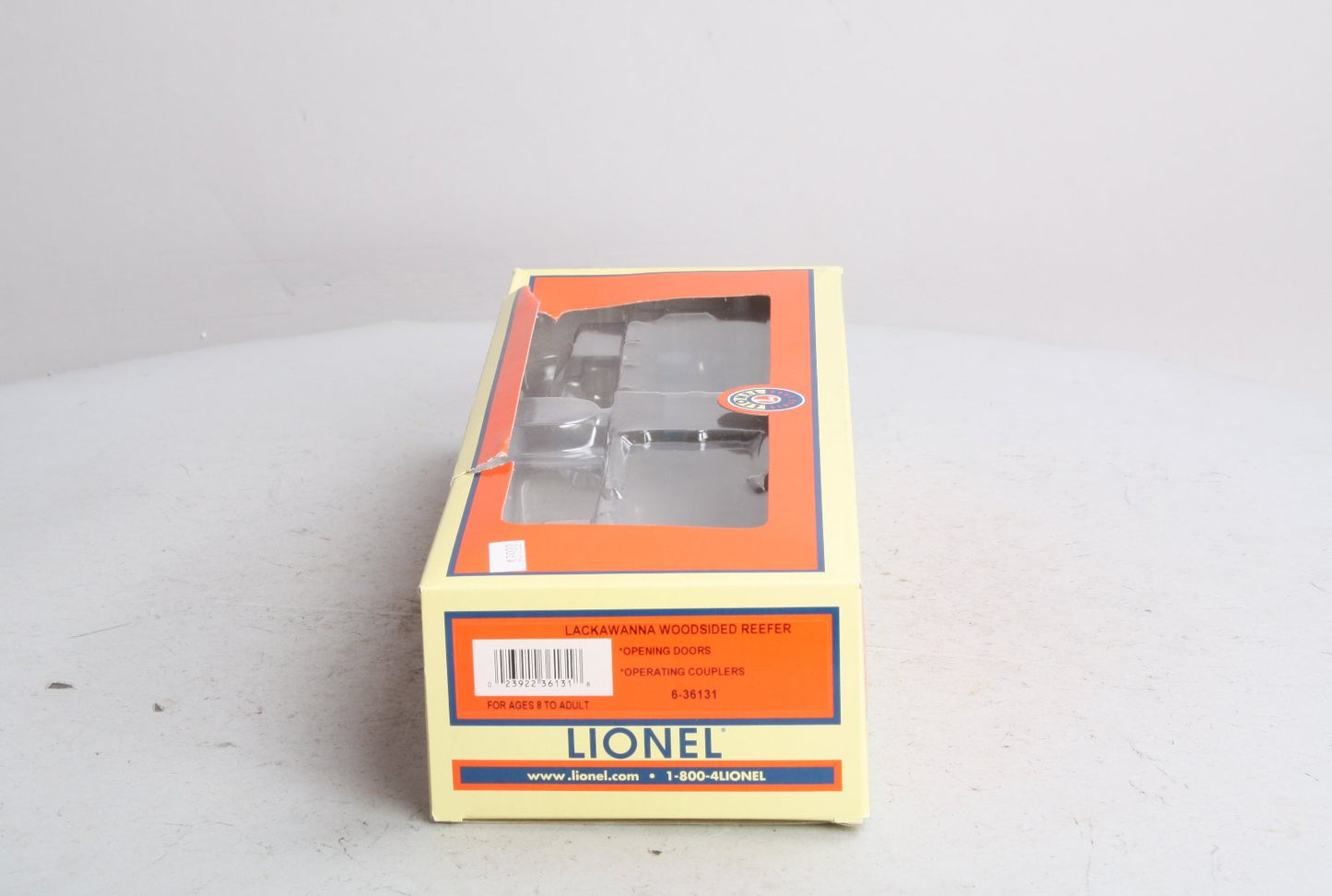 Lionel 6-36131 O Gauge Lackawanna Woodsided Reefer #7000