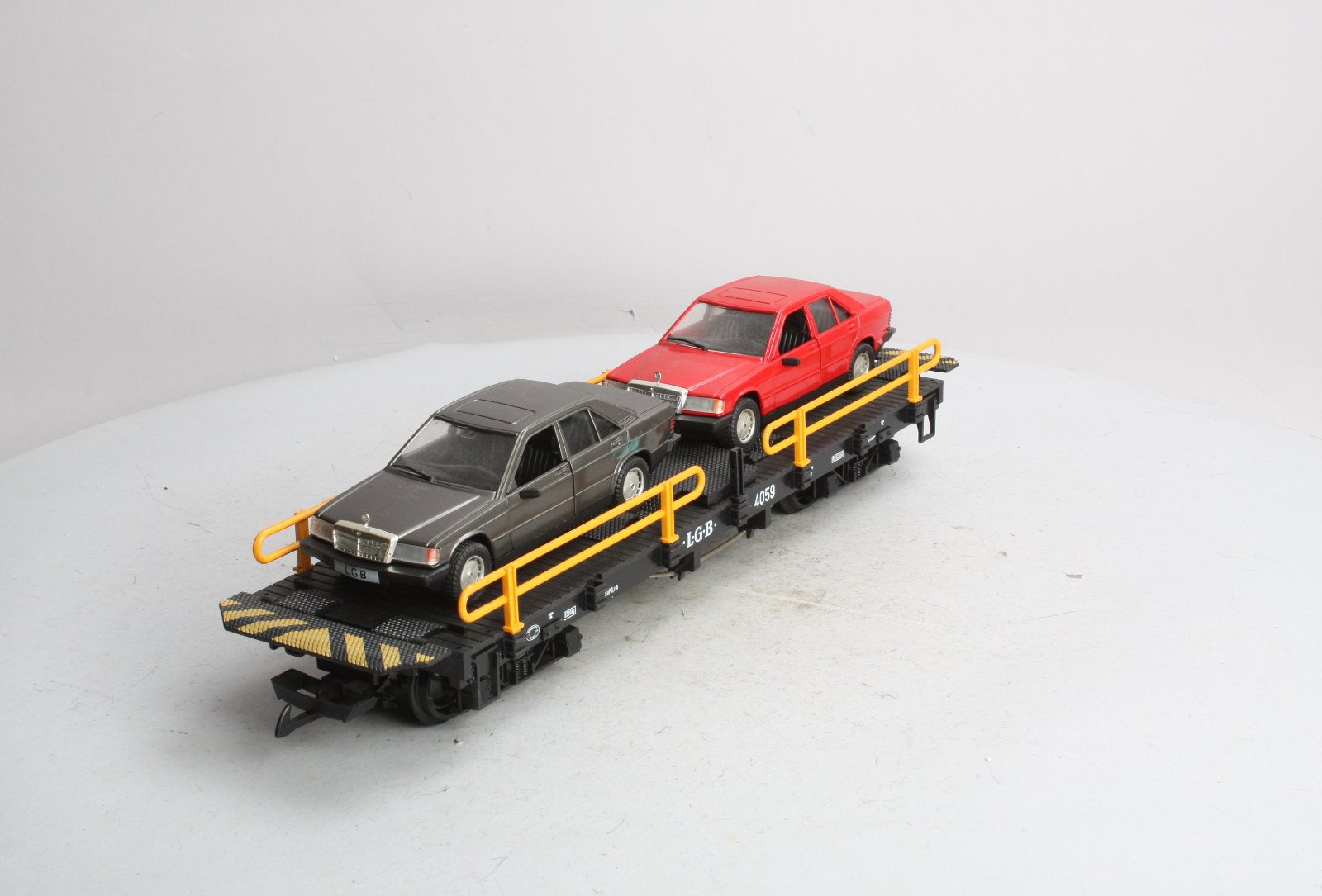 LGB 4059 G Scale Flatcar w/ 2 Mercedes Automobiles LN/Box