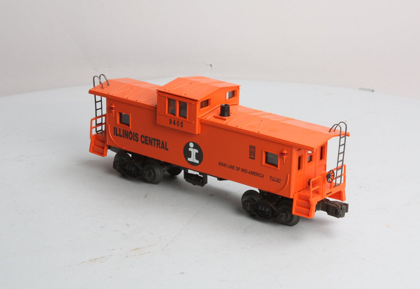 Lionel 6-19716 O Gauge Illinois Central Extended Vision Caboose #9405 LN/Box