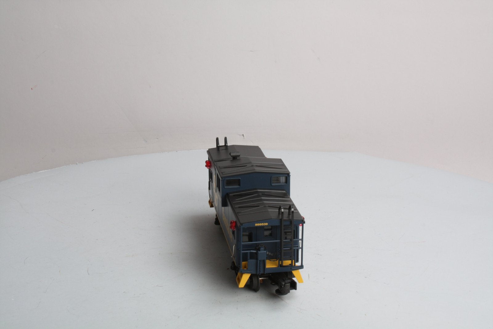 MTH 20-91010 O Gauge Santa Fe Extended Vision Caboose #999539 EX/Box
