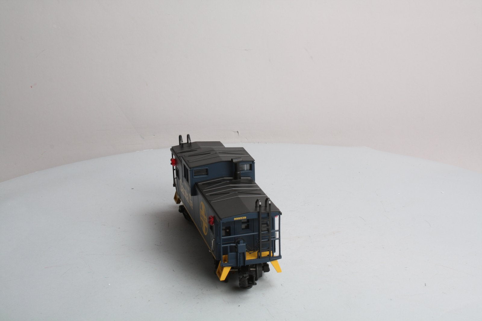 MTH 20-91010 O Gauge Santa Fe Extended Vision Caboose #999539 LN/Box