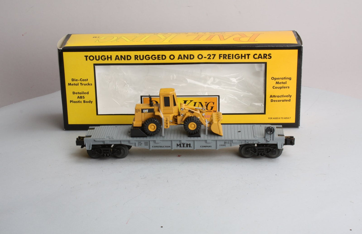 MTH 30-7619 O Gauge MTH Construction Flatcar with Ertl Front End Loader LN/Box