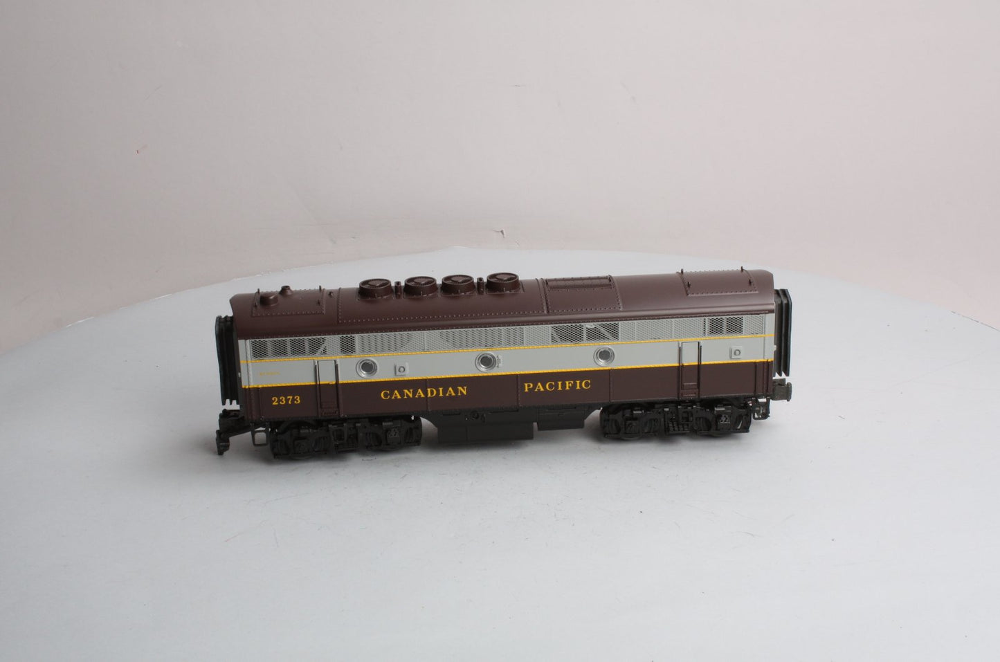 MTH 20-80002B Canadian Pacific Non-Powered F3 B-Unit Diesel Engine #2373 LN/Box
