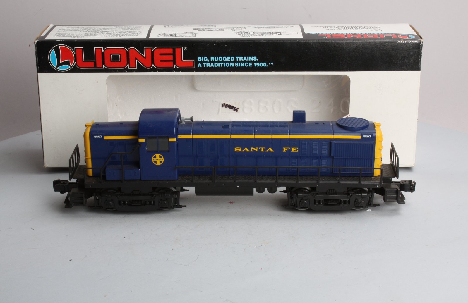 Lionel 6-18803 O Gauge Santa Fe RS-3 Diesel Locomotive LN/Box