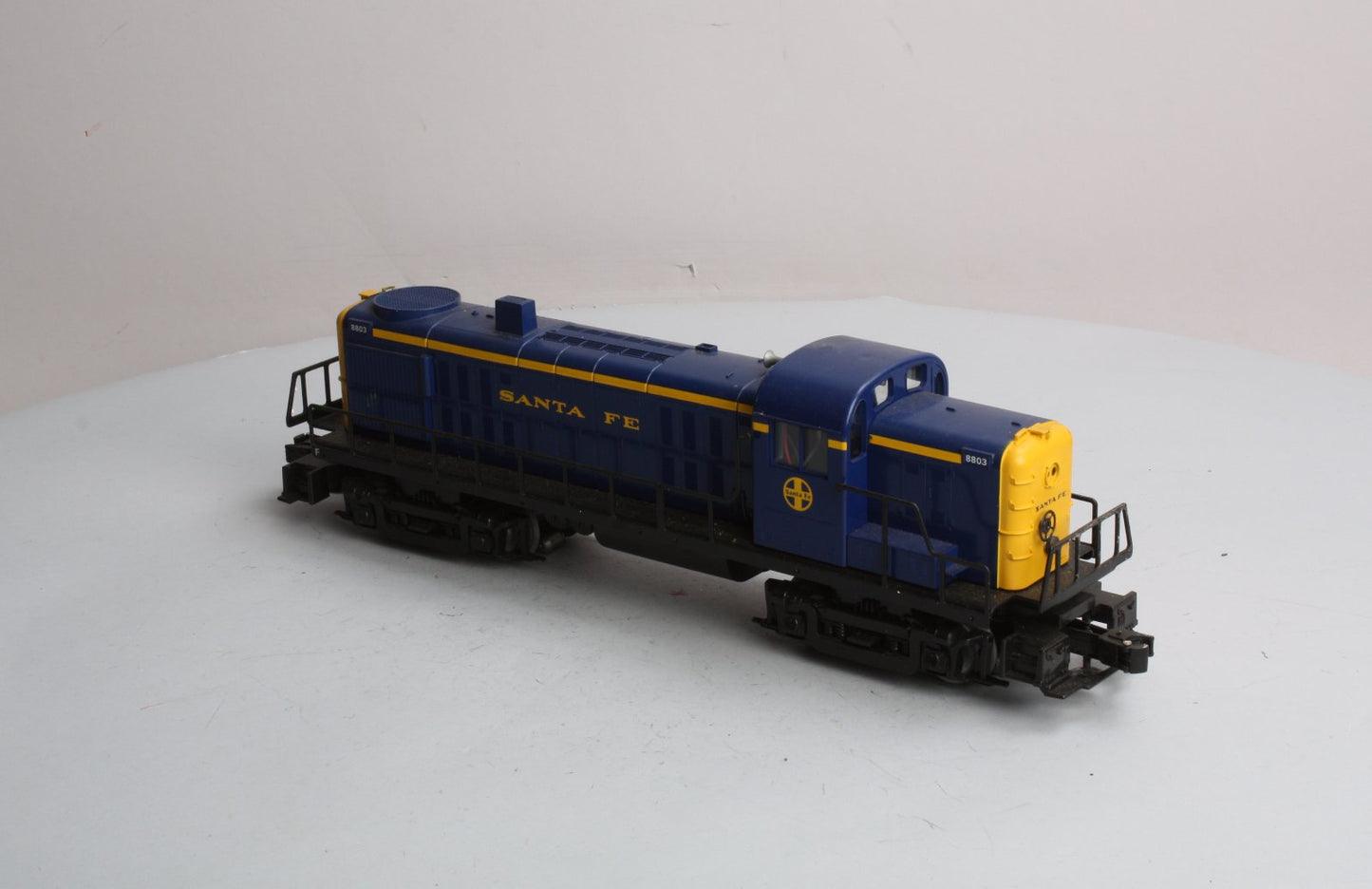 Lionel 6-18803 O Gauge Santa Fe RS-3 Diesel Locomotive LN/Box