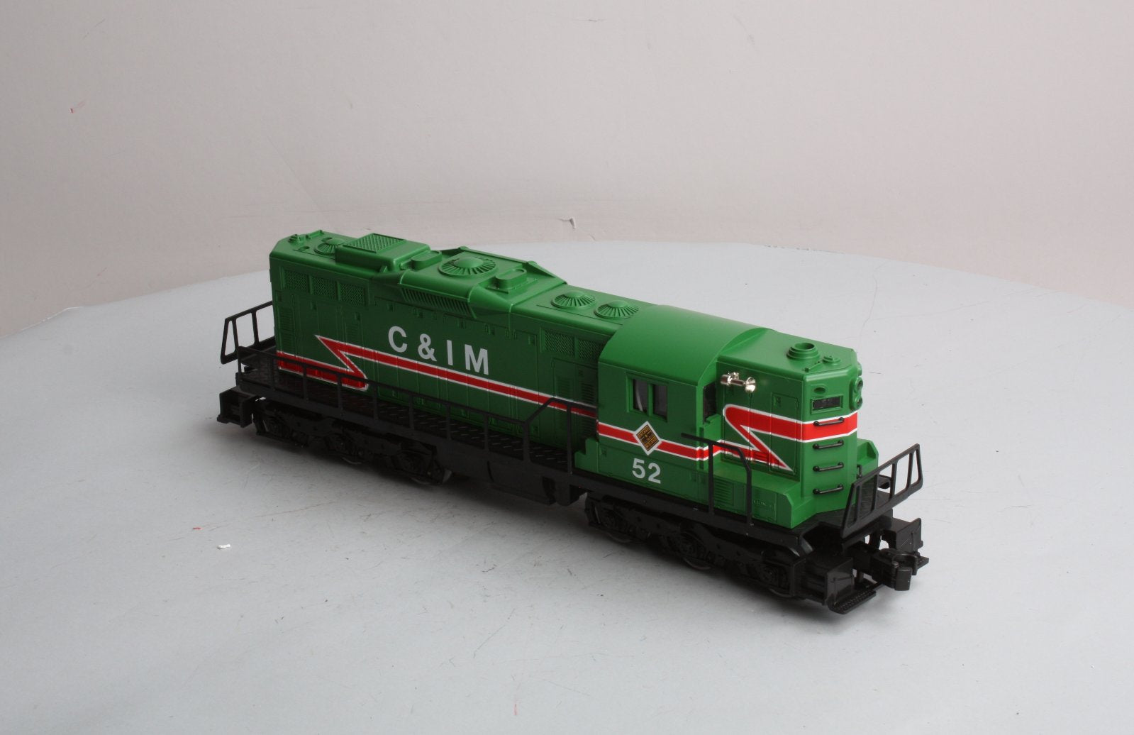Lionel 6-18823 O Gauge Chicago & Illinois Midland SD-9 Diesel Locomotive #52 LN/Box