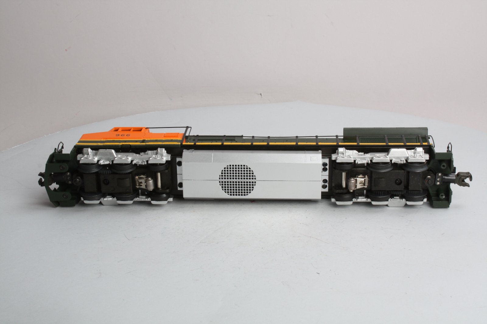 MTH 20-2172-1 O Burlington Northern Santa Fe Dash-9 Diesel Engine w/PS1 #966 EX/Box