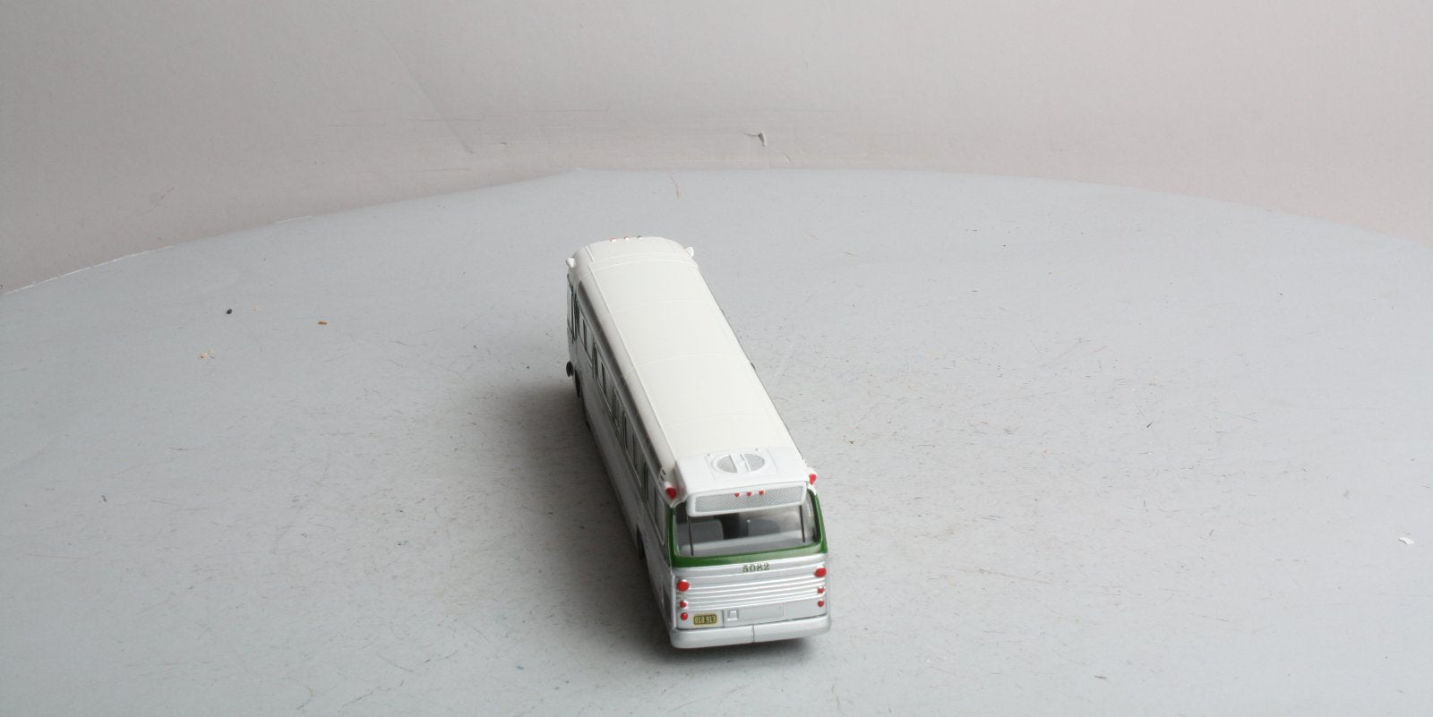 Corgi 54604 1:50 Philadelphia GM 5303 Bus Diecast Limited Edition