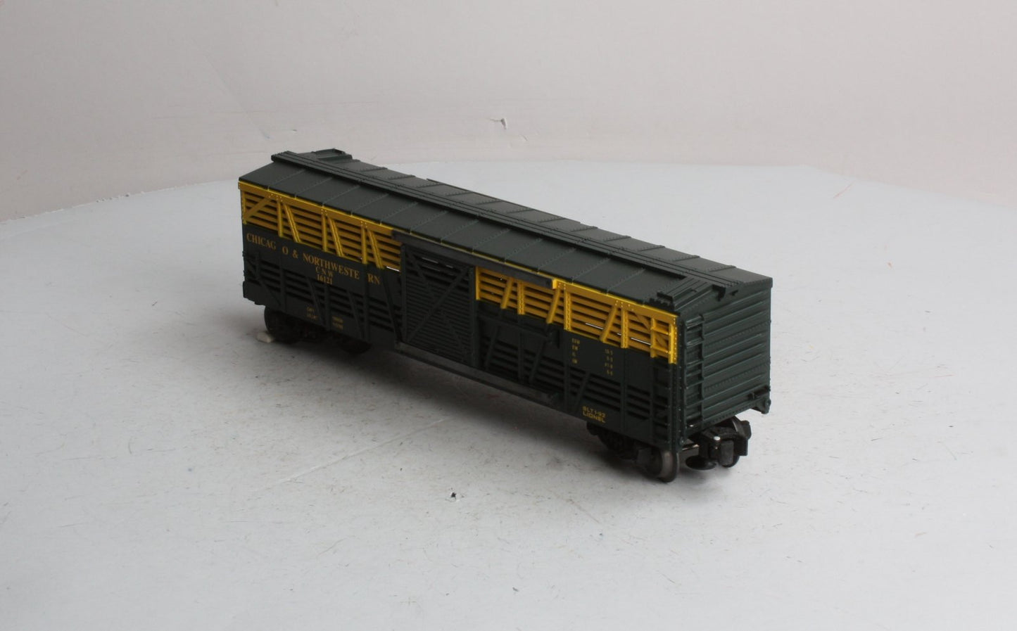 Lionel 6-16121 O Gauge Chicago & Northwestern Single Door Stock Car LN