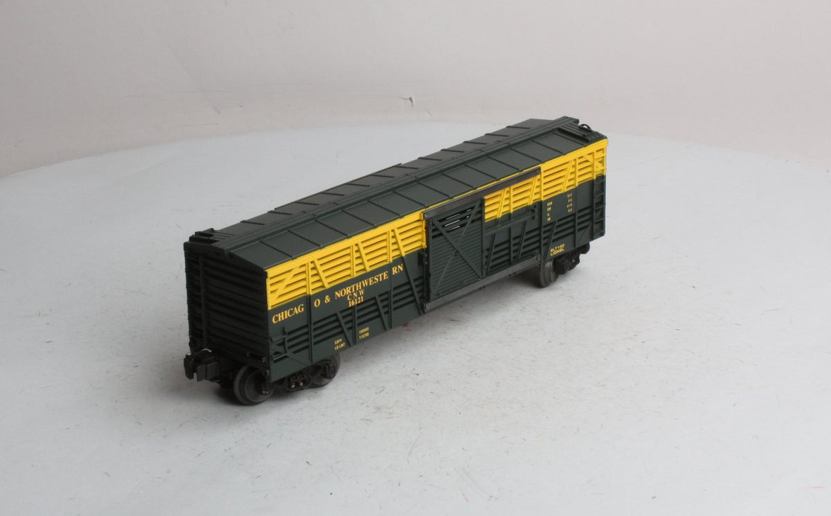 Lionel 6-16121 O Gauge Chicago & Northwestern Single Door Stock Car LN/Box