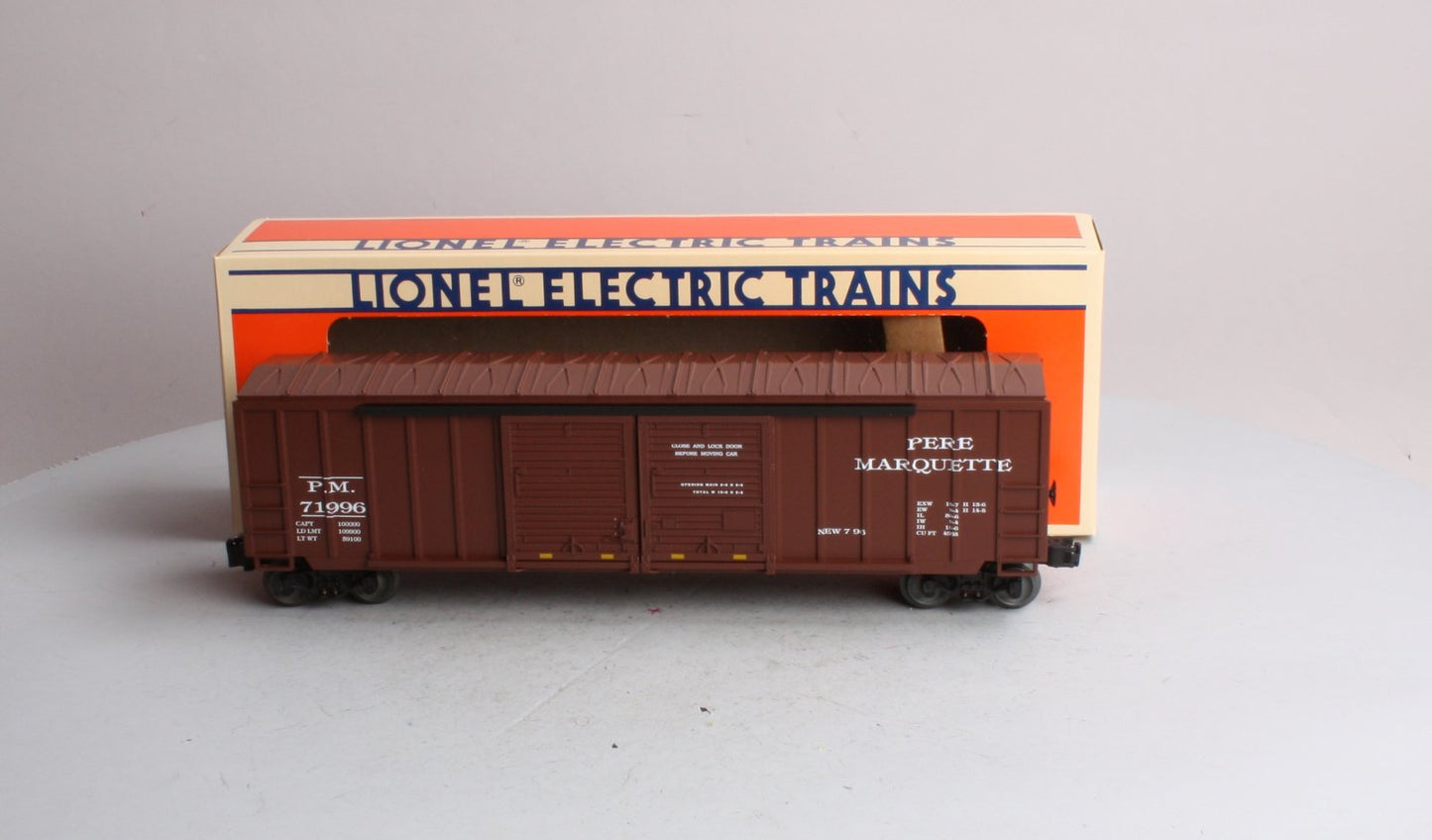 Lionel 6-52090 O Gauge Pere Marquette LCCA-1996 Double Door Boxcar #71996 LN/Box