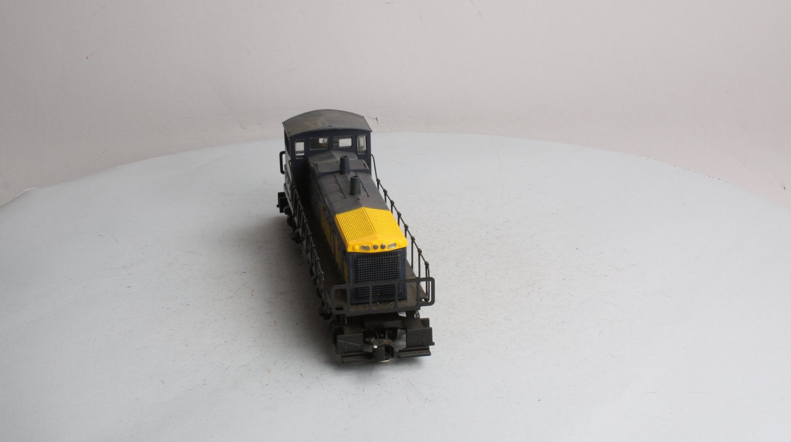 K-Line K2213 O Santa Fe MP-15 Diesel Switcher #2213 LN/Box