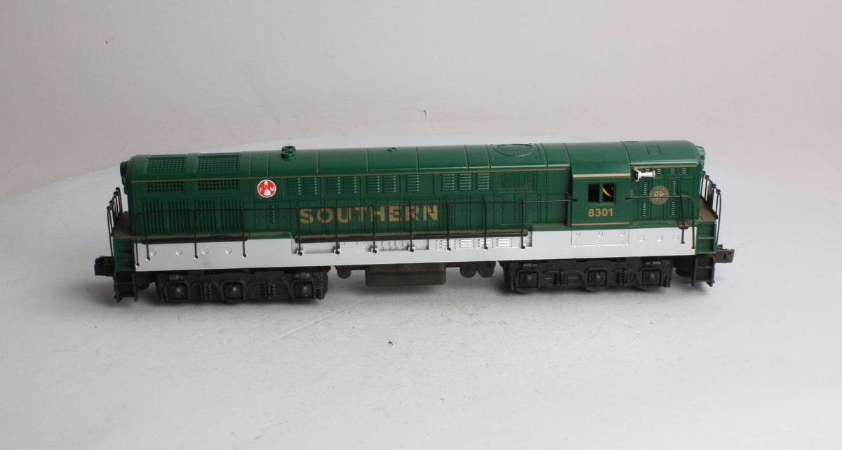 Lionel 6-18301 O Southern Fairbanks Morse Trainmaster Diesel Locomotive #8301 LN/Box