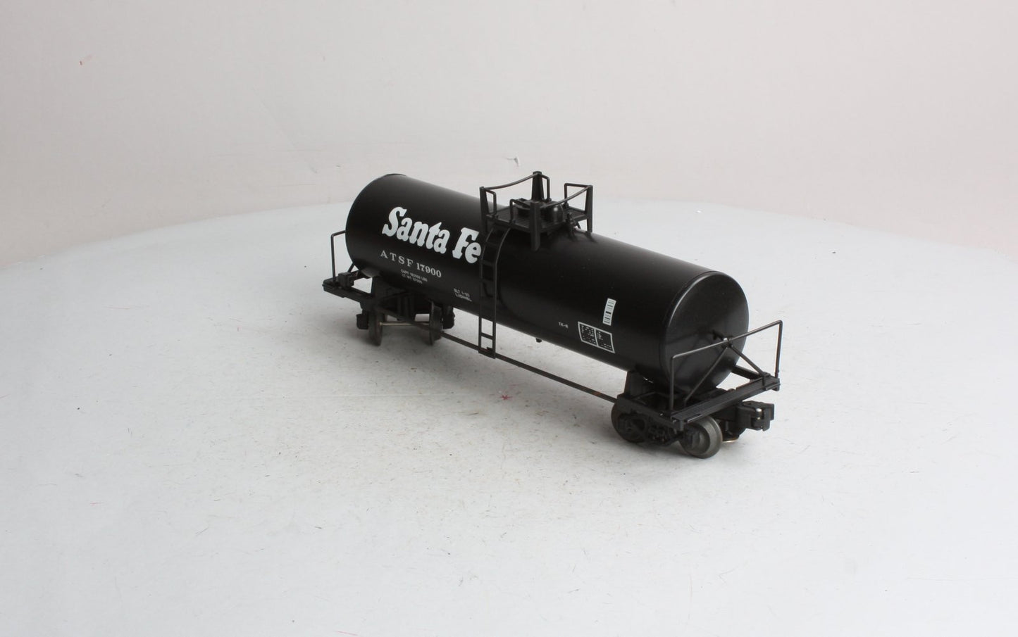 Lionel 6-17900 O Gauge Santa Fe Unibody Single Dome Tank Car #17900 LN/Box