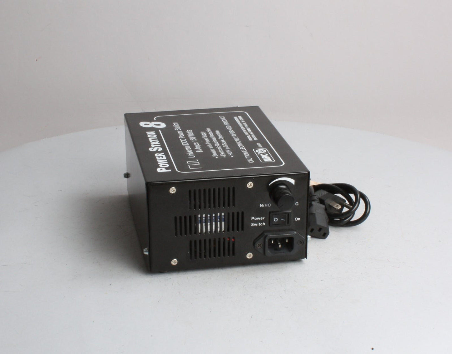 MRC AD501 DCC Power Station 8 (8 Amp booster)