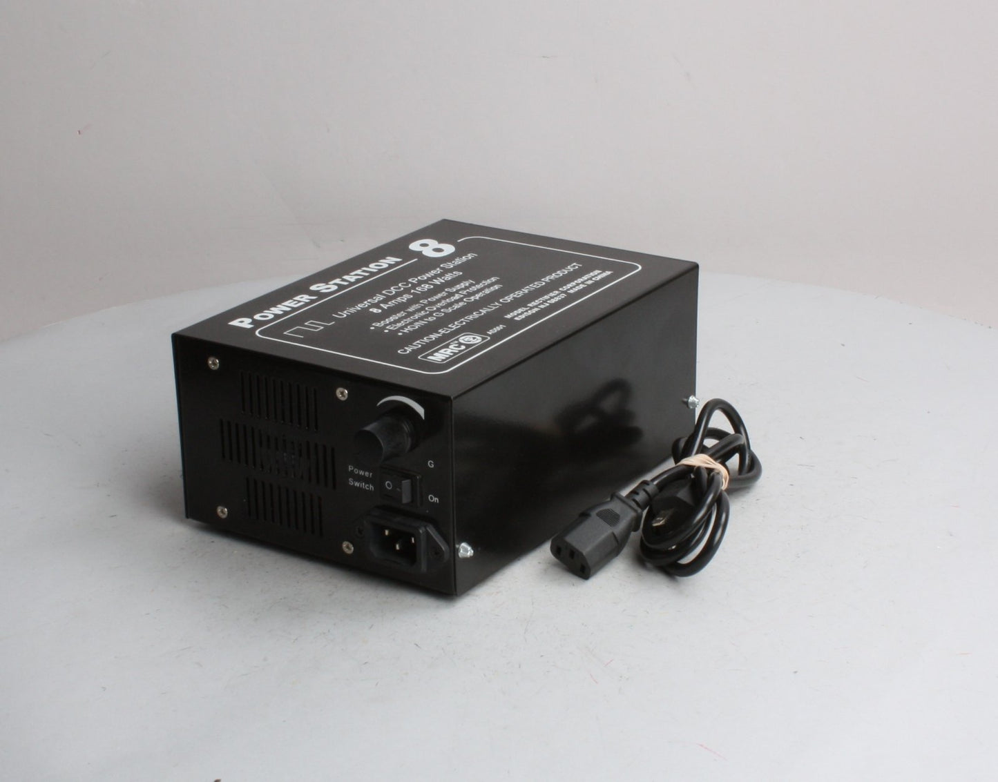 MRC AD501 DCC Power Station 8 (8 Amp booster)