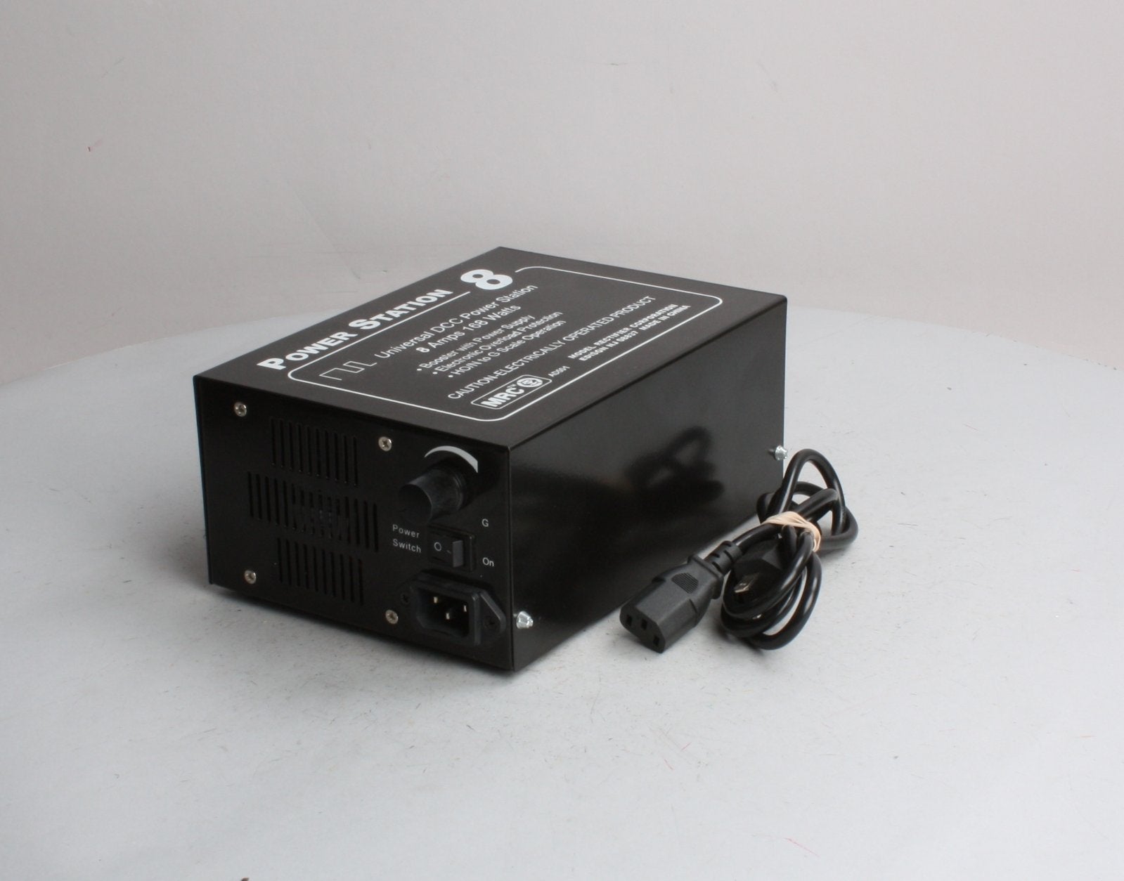 MRC AD501 DCC Power Station 8 (8 Amp booster)
