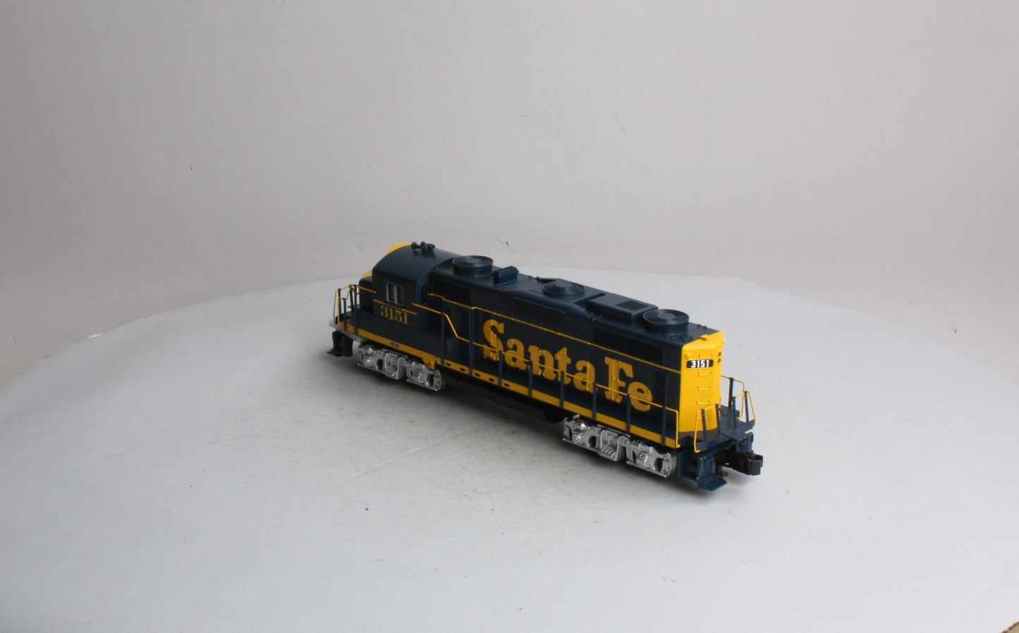 MTH 30-2780-3 Santa Fe GP-20 Non-Powered Diesel Engine #3151 NIB