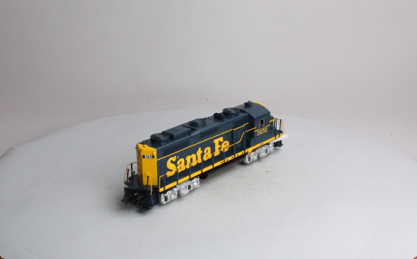 MTH 30-2780-3 Santa Fe GP-20 Non-Powered Diesel Engine #3151 NIB