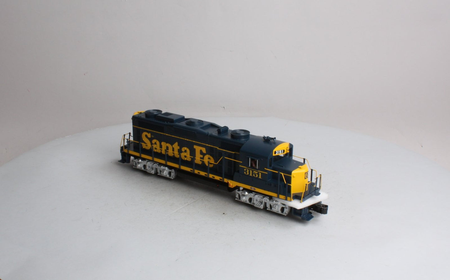 MTH 30-2780-3 Santa Fe GP-20 Non-Powered Diesel Engine #3151 NIB