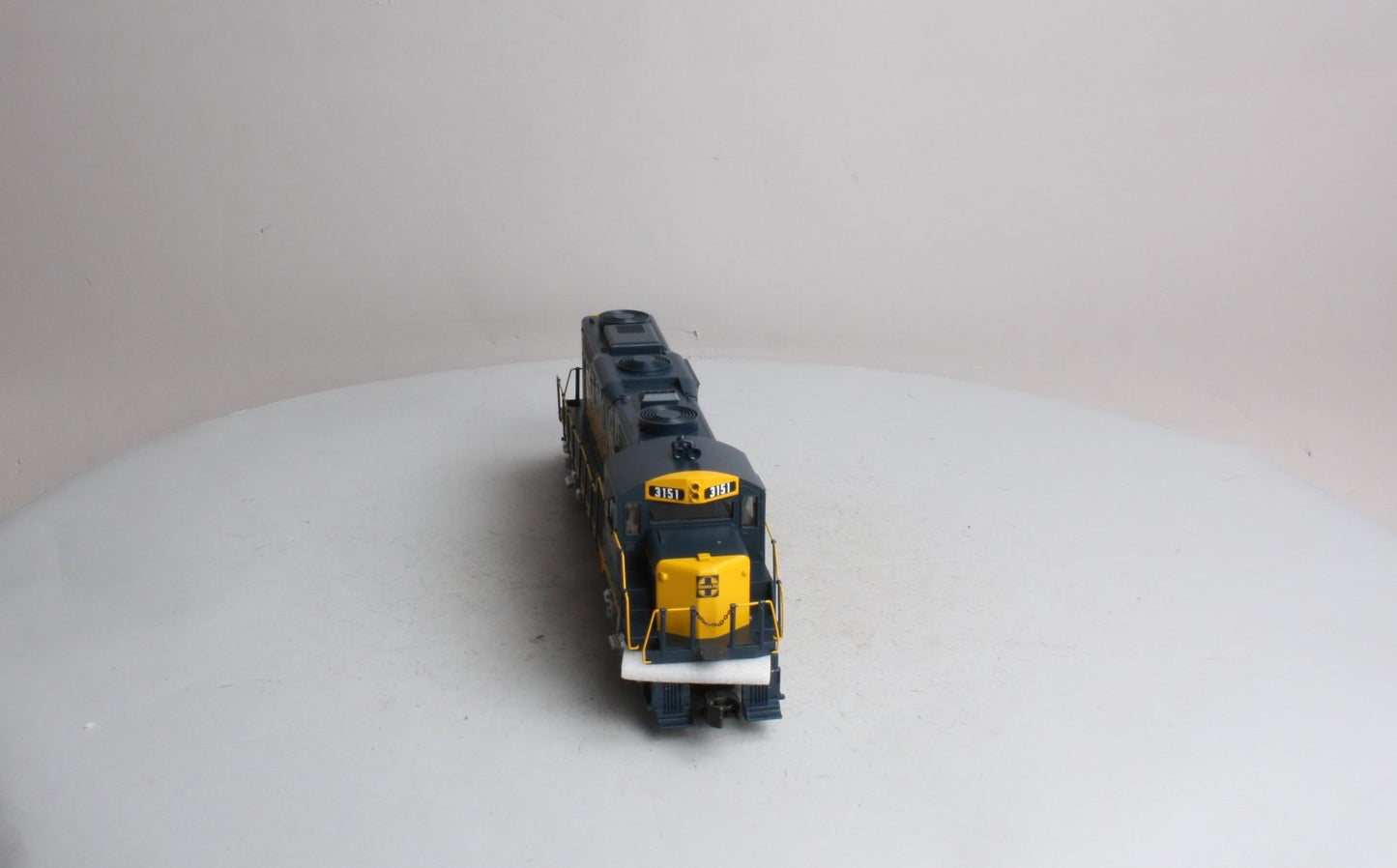 MTH 30-2780-3 Santa Fe GP-20 Non-Powered Diesel Engine #3151 NIB