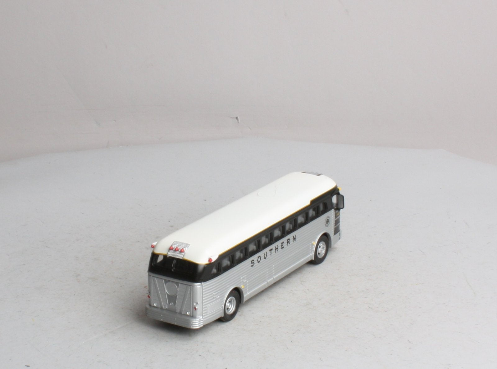 MTH 30-50059 Die-Cast Southern Bus #340