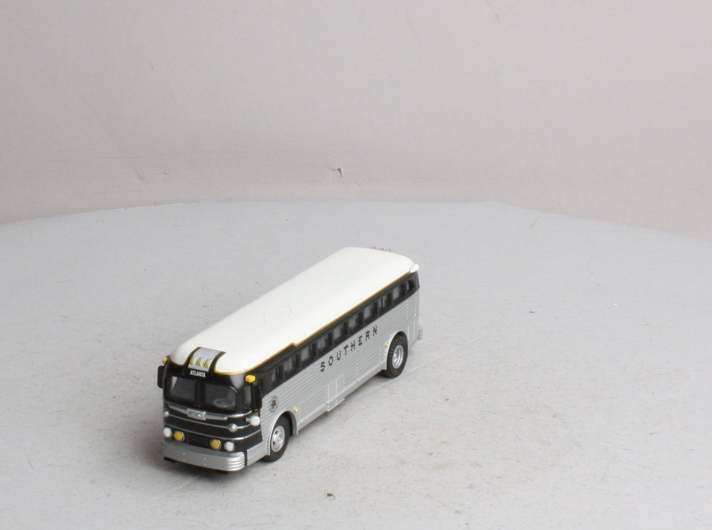 MTH 30-50059 Die-Cast Southern Bus #340