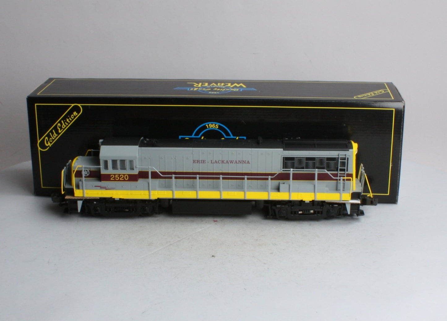 Weaver 1329-LP O Erie Lackawanna U25B Diesel Locomotive w/Sound #2520 - 3-Rail LN/Box