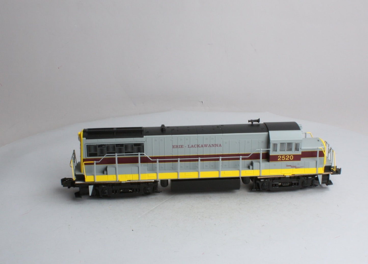 Weaver 1329-LP O Erie Lackawanna U25B Diesel Locomotive w/Sound #2520 - 3-Rail LN/Box