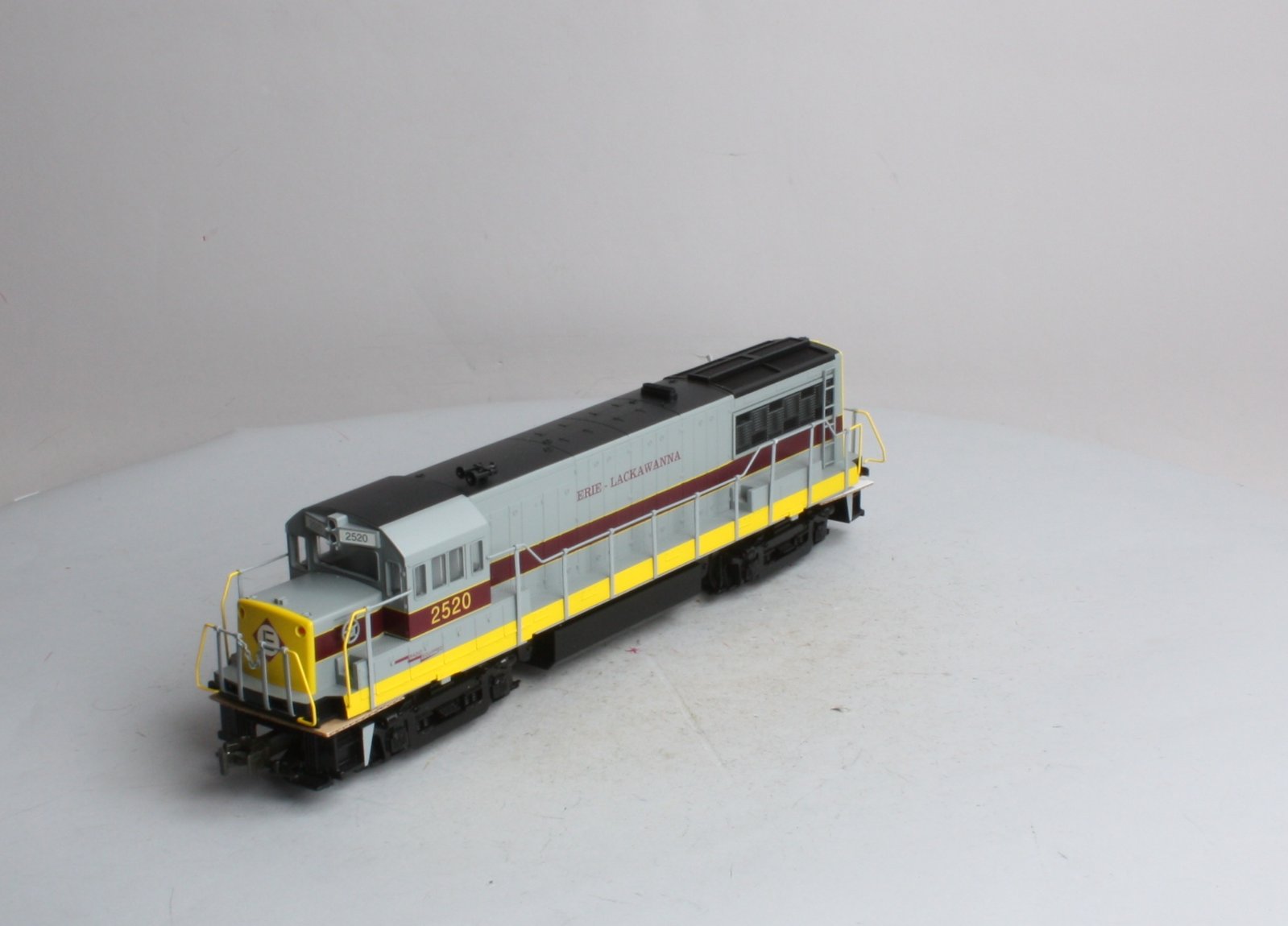 Weaver 1329-LP O Erie Lackawanna U25B Diesel Locomotive w/Sound #2520 - 3-Rail LN/Box