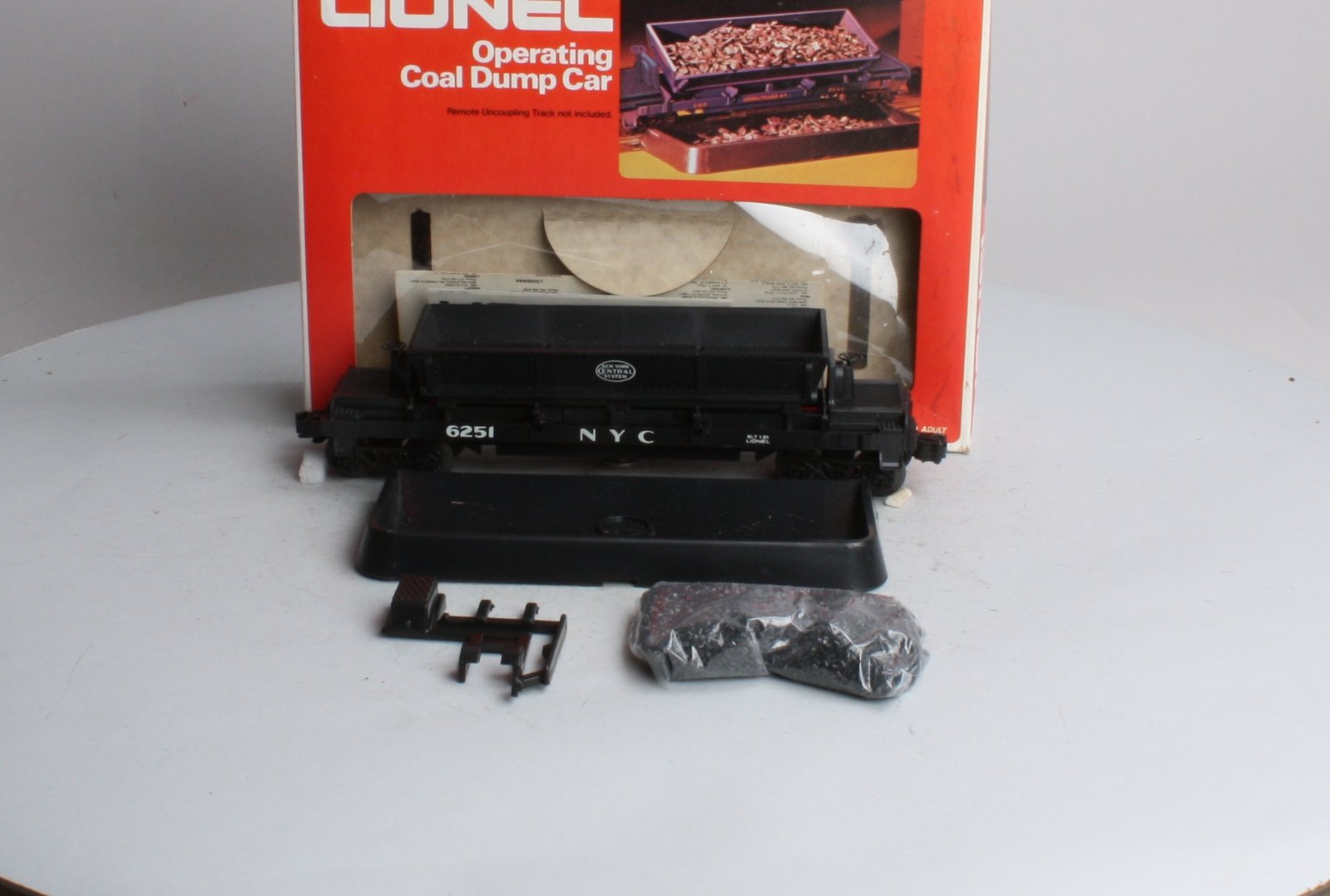 Lionel 6-6251 O Gauge New York Central Coal Dump Car #6251 NIB