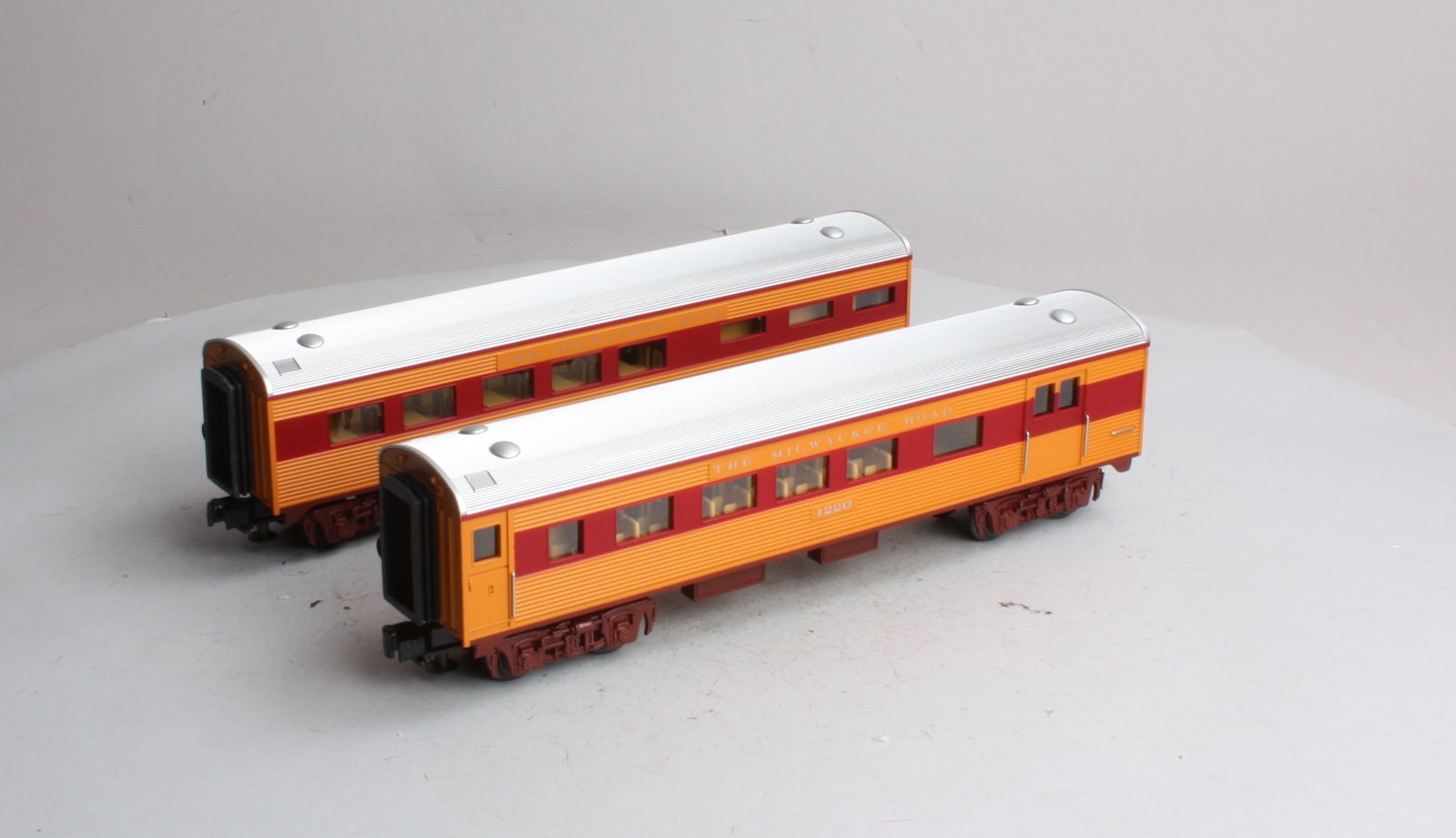 MTH 30-6091 O Milwaukee RailKing Streamlined Combo/Diner Set LN/Box