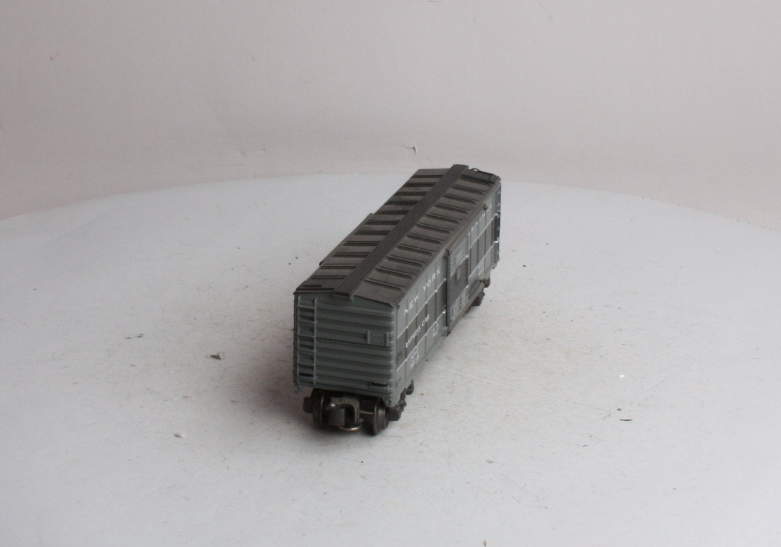 K-Line K71-6450 NYC Express Boxcar # 9239 LN/Box