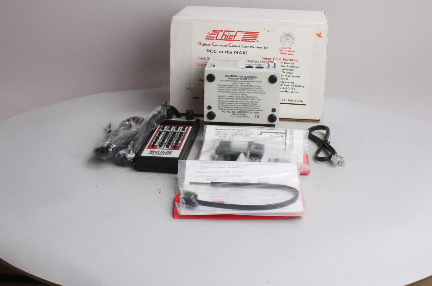 Digitrax SCF200 Super Chief Premium Set - 8 AMP