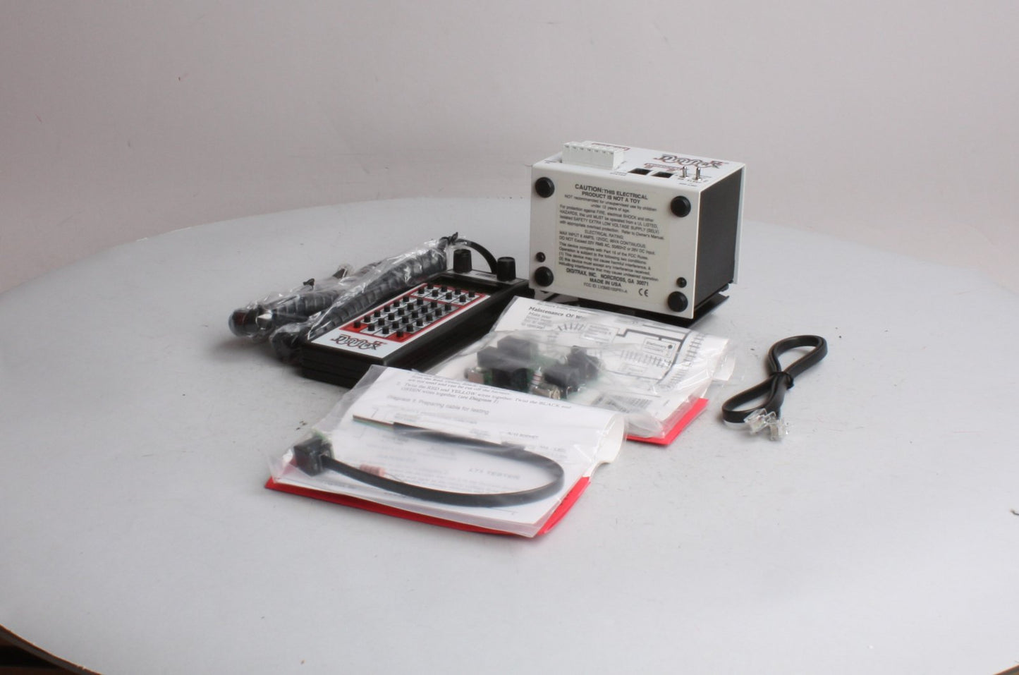 Digitrax SCF200 Super Chief Premium Set - 8 AMP