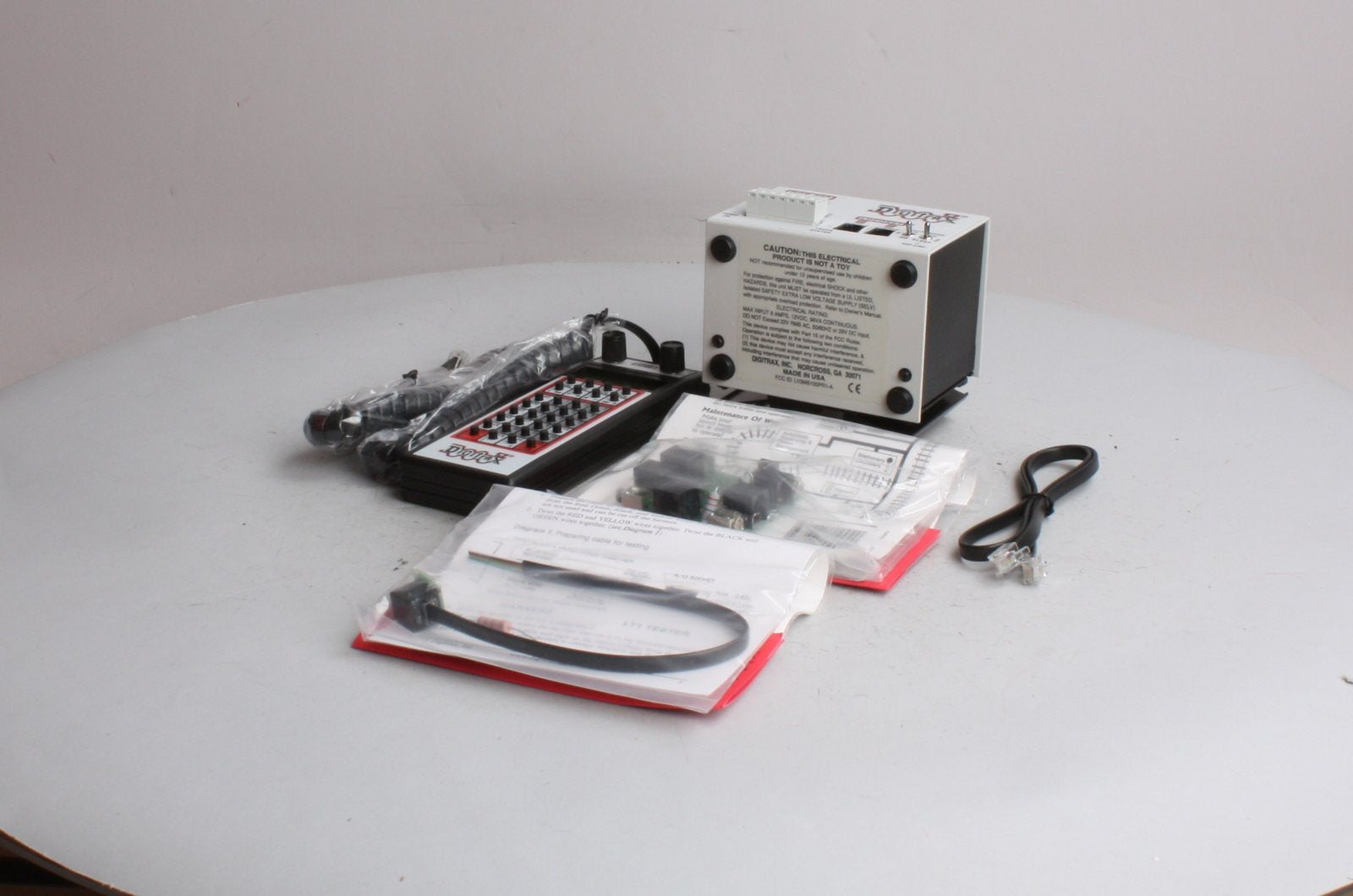 Digitrax SCF200 Super Chief Premium Set - 8 AMP