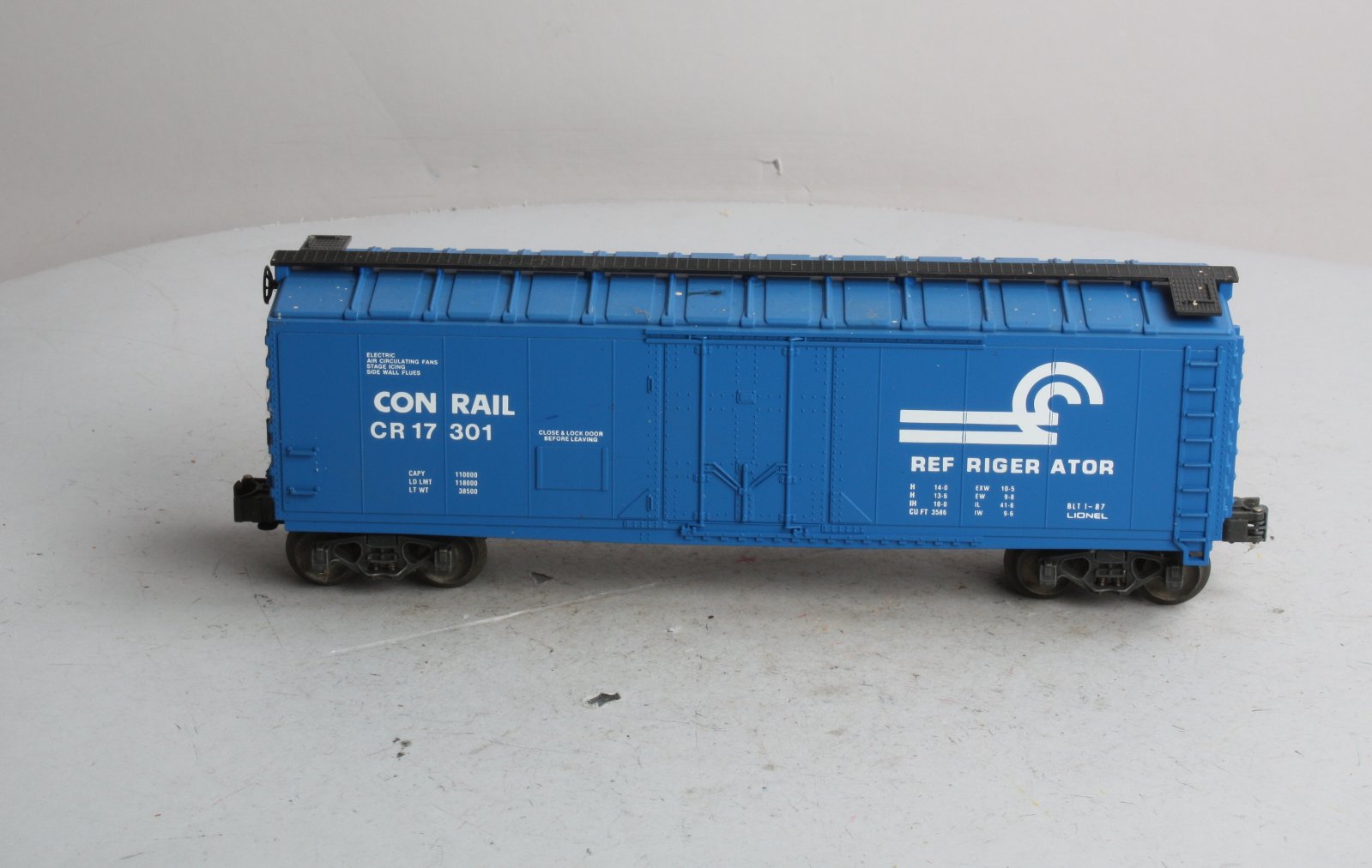 Lionel 6-17301 O Gauge Conrail Standard Reefer LN/Box