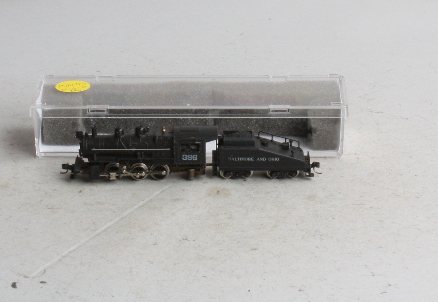 Minitrix 2919 N Scale Baltimore & Ohio 0-6-0 Steam Locomotive & Tender LN/Box