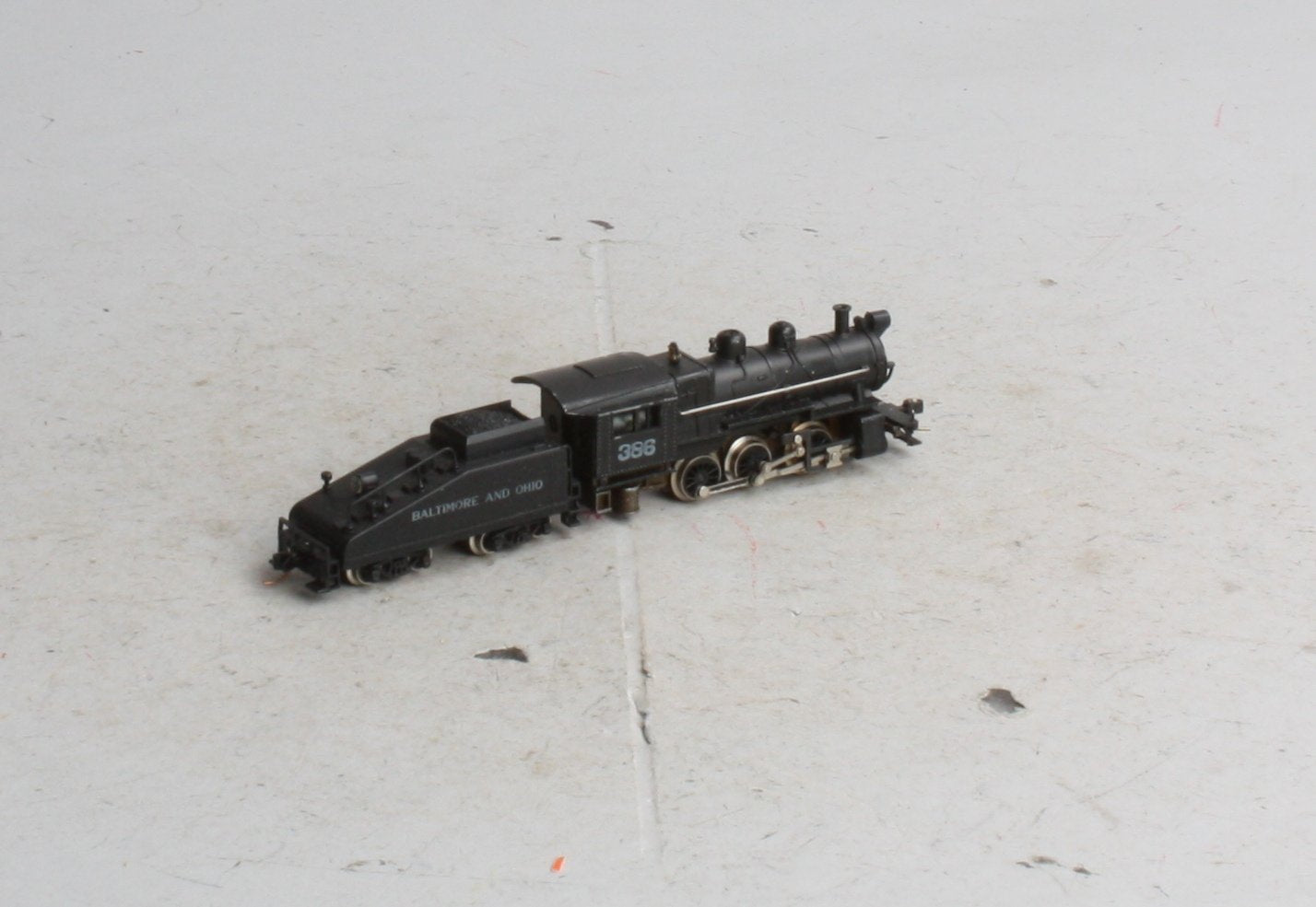 Minitrix 2919 N Scale Baltimore & Ohio 0-6-0 Steam Locomotive & Tender LN/Box