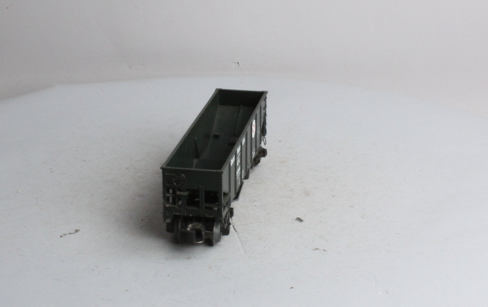 Lionel 6-9384 O Gauge Great Northern Operating Hopper Car NIB