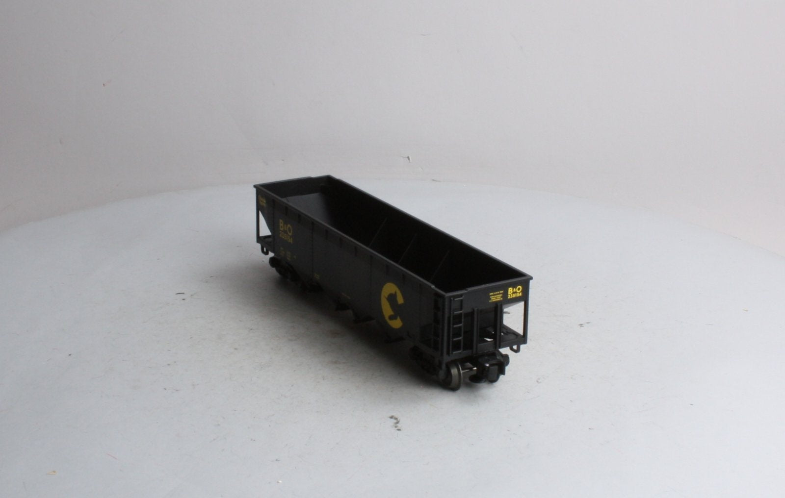 Lionel 6-26987 O Gauge Baltimore & Ohio Chessie Die-Cast Hopper #235154 EX