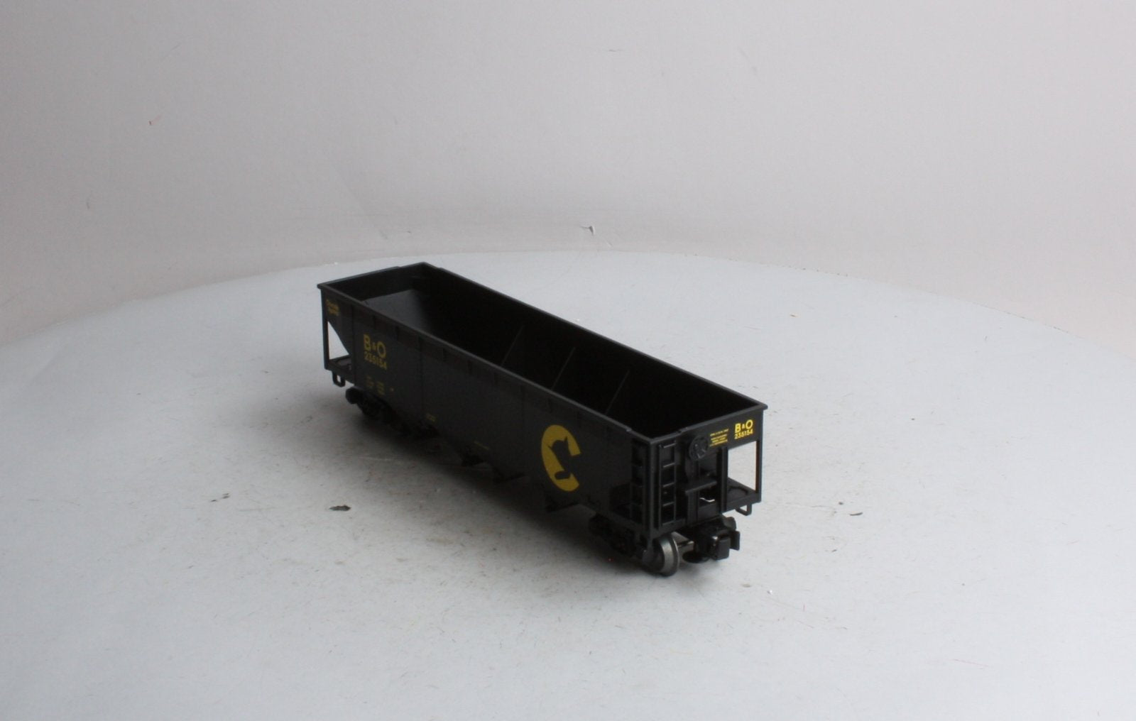 Lionel 6-26987 O Gauge Baltimore & Ohio Chessie Die-Cast Hopper #235154 EX