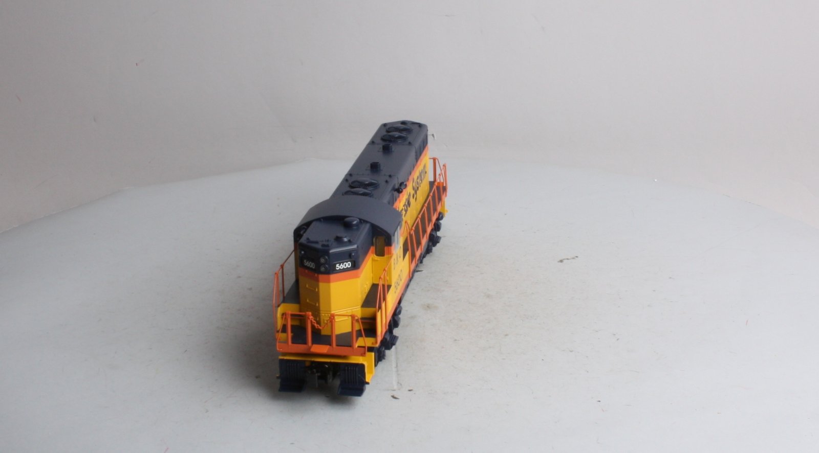 MTH 30-2355-1 Chessie GP-7 Diesel Engine with Proto-Sound 2.0 #5600  LN/Box