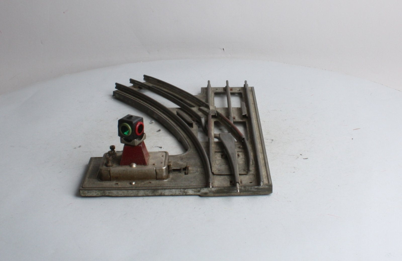 Lionel 222 Standard Gauge Remote Left Hand Switch