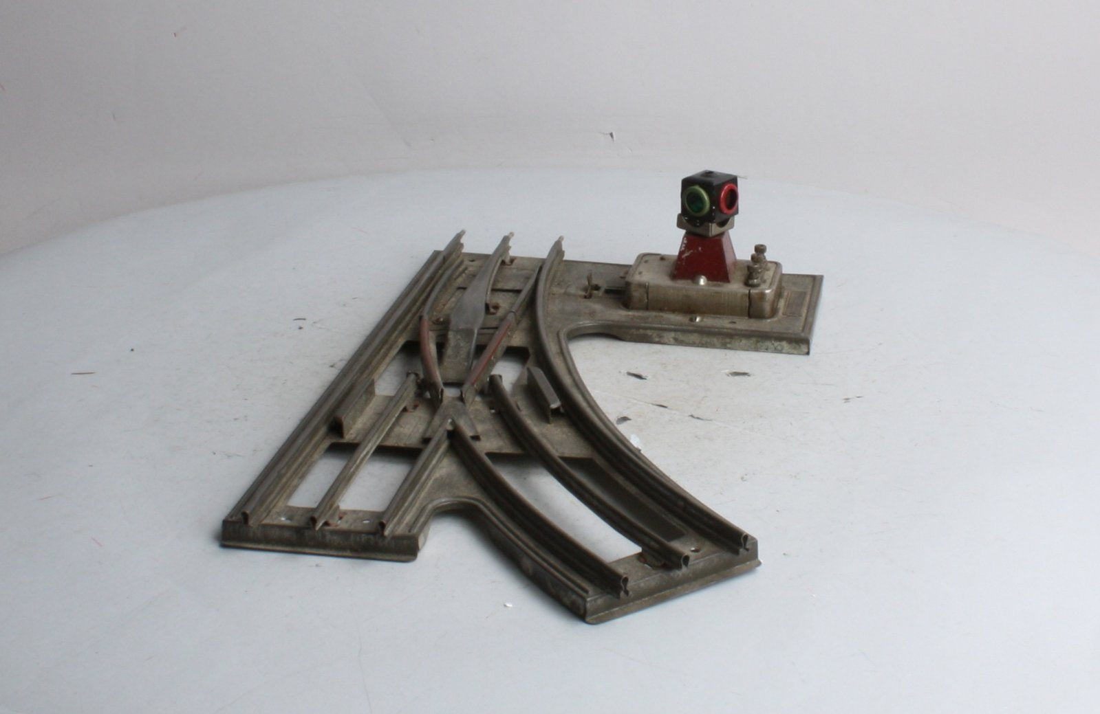 Lionel 222 Standard Gauge Remote Left Hand Switch