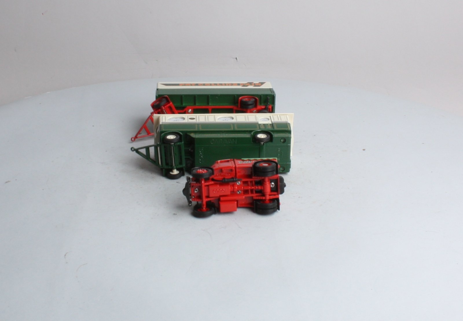 Corgi 16502 1:50 Scammell Highwayman Ballast with Closed Trailer & Caravan Set MT/Box