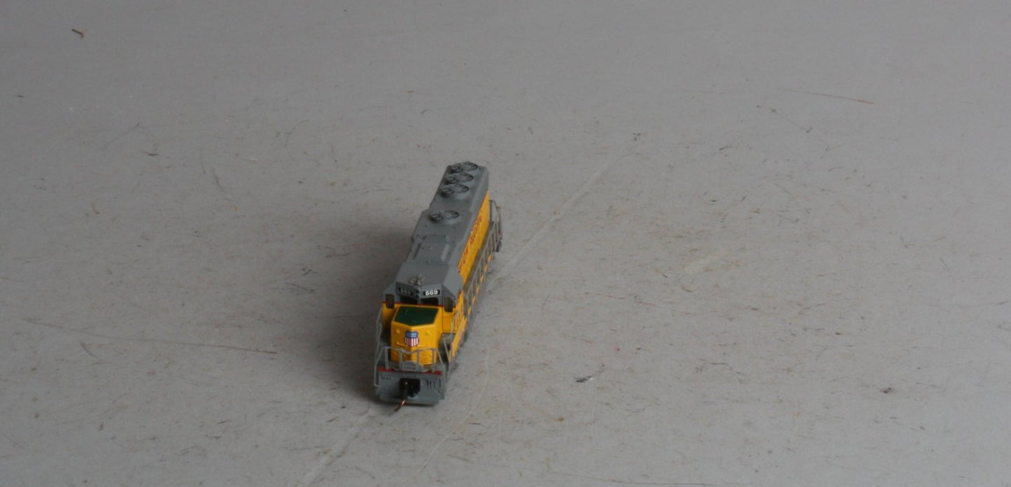 Atlas 48535 N Scale Union Pacific GP-40 Diesel Locomotive #669 LN/Box
